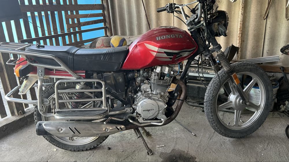 Hongya 200 кубовый