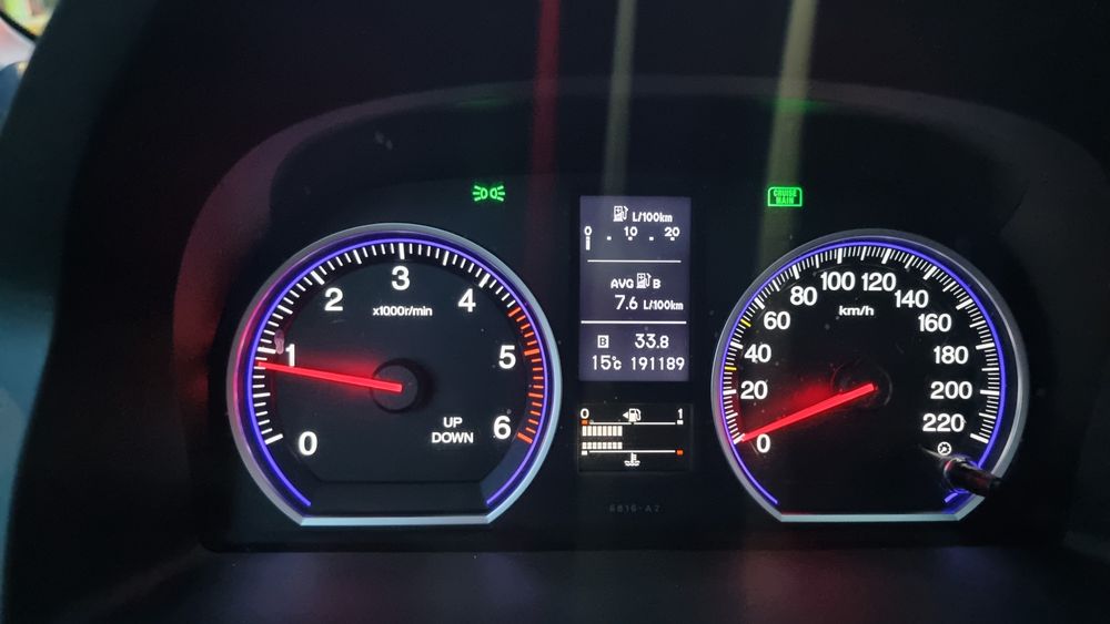 Honda CR-V 2.2 i-DTEC 4x4 – 2011 – panoramic • piele • full dotări