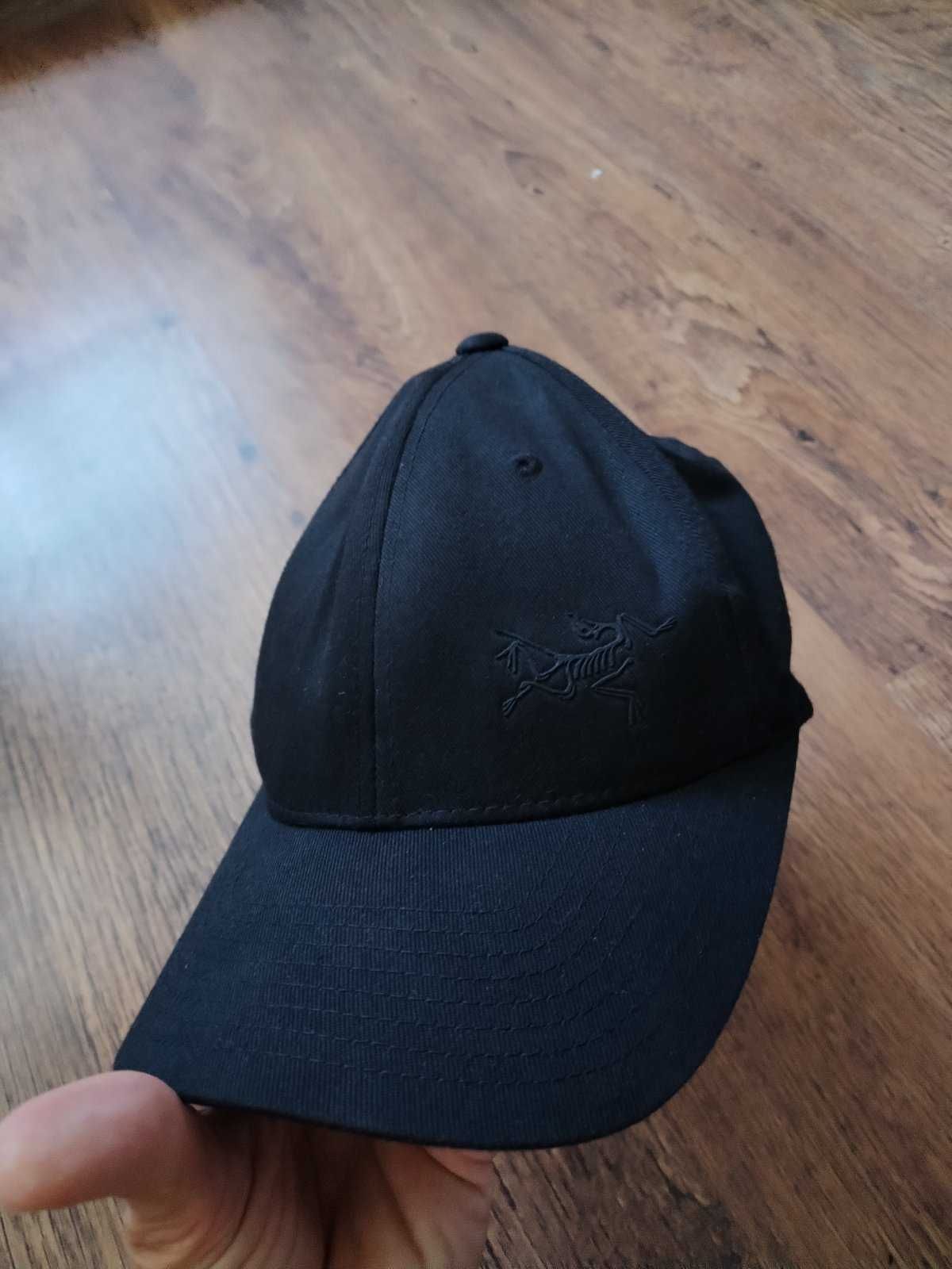 Arc'teryx Bird Cap - страхотна шапка FlexFit размер С-М
