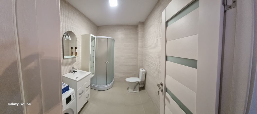 De închiriat apartament 2 camere Capsunarie Bloc nou