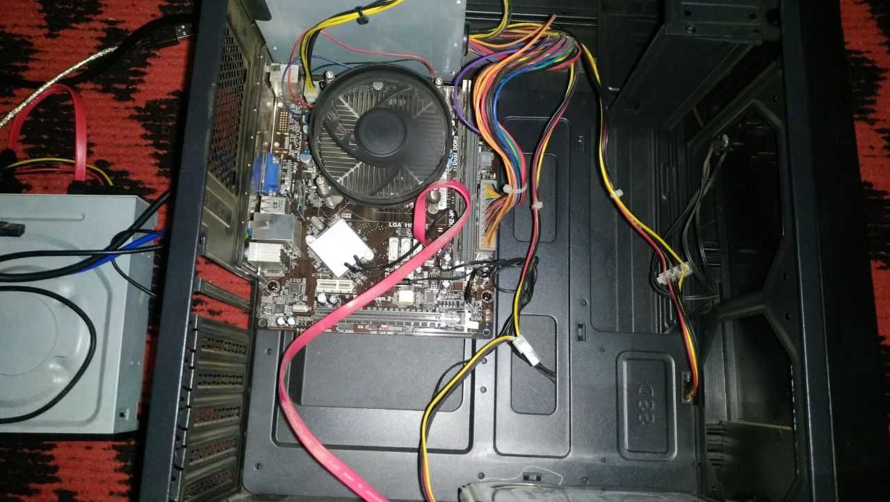 komyuter ECS lga 1155