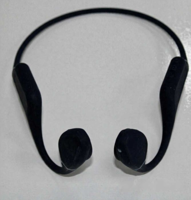 Creative Outlier Free Pro