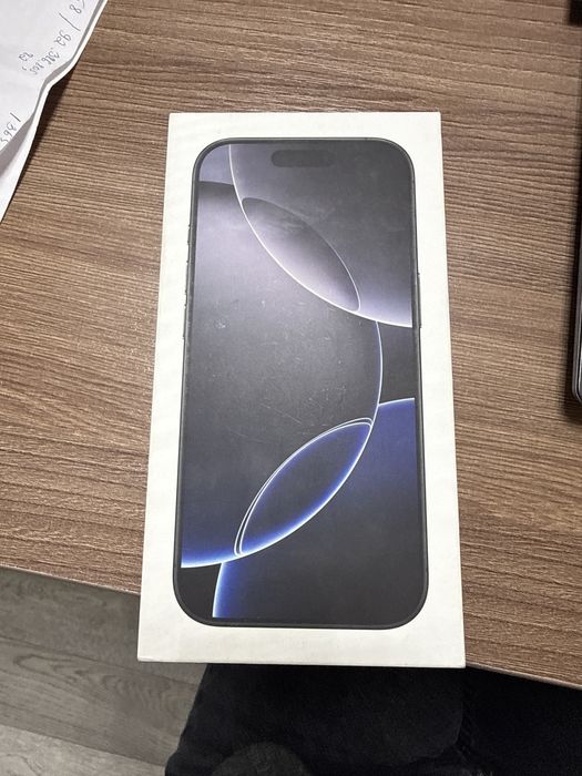 Срочно продается телефон,Iphone 16 pro,256 gb, черный цвет, e-sim