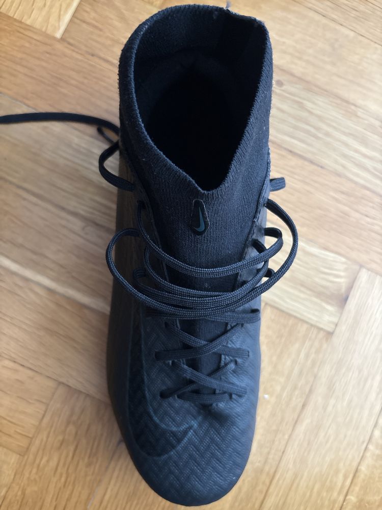 Бутонки Nike  отлично състояние