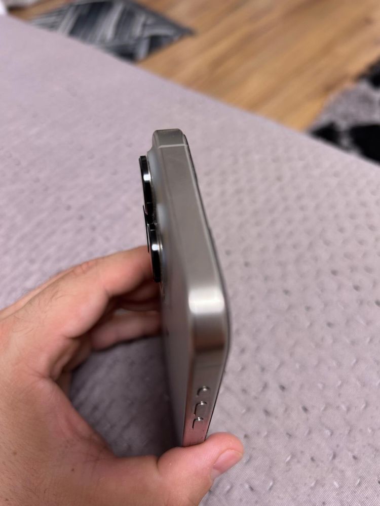 Vand iphone 15 Pro