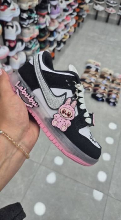 Adidași Labubu copii Oferta de weekend!