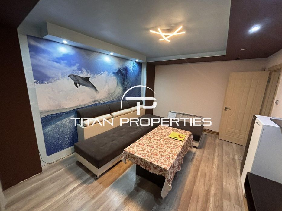 Дава се под наем Тристаен апартамент в Бургас, Славейков - 85 кв.м за 510 € - Снимка #1