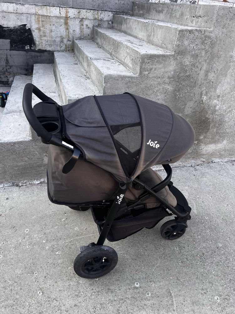 Carucior joie litetrax