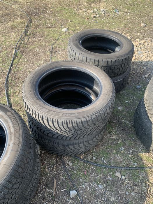 Vand cauciucuri aproape noi