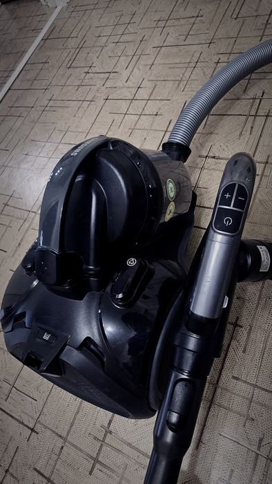 Продам пылесос как новый
