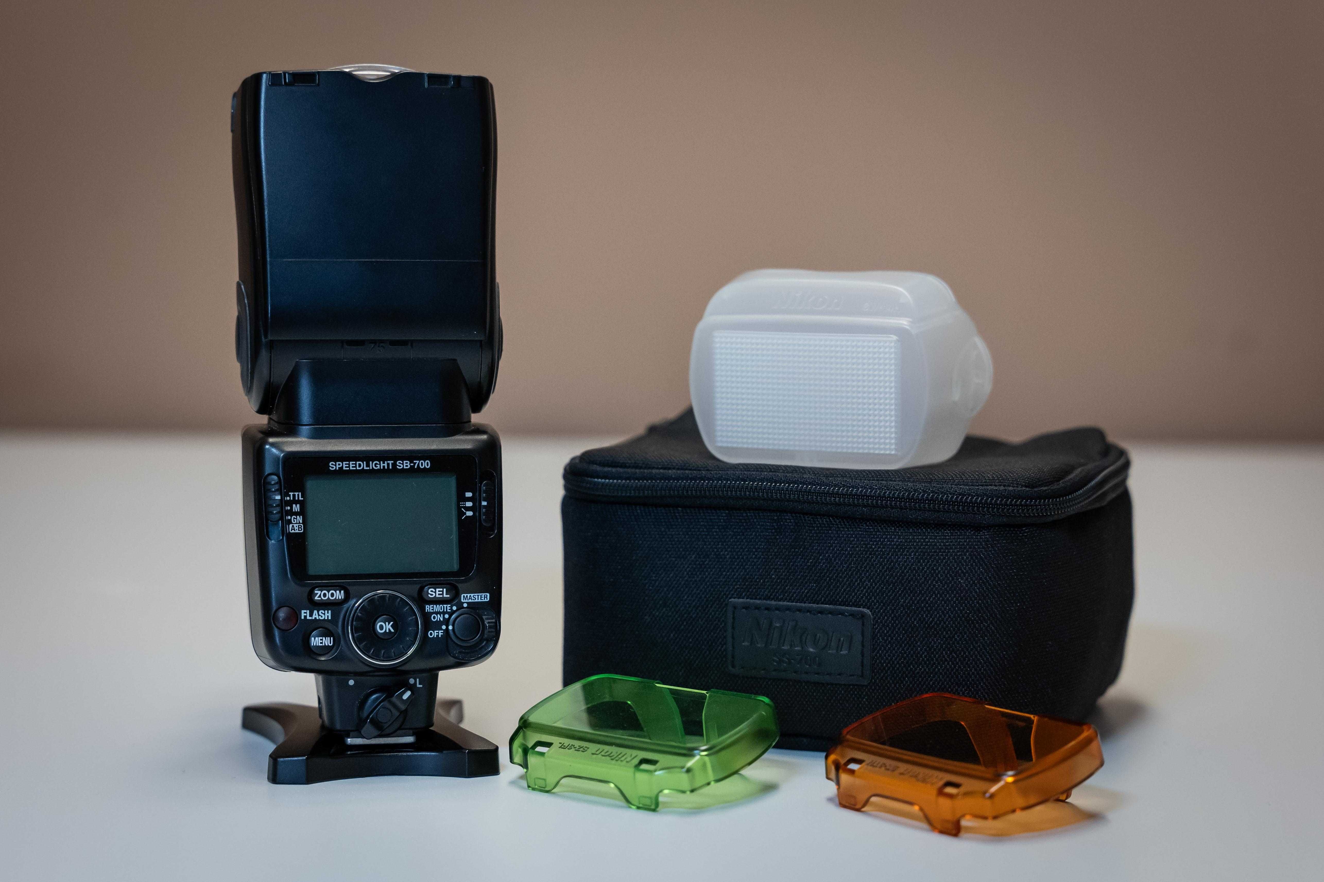Nikon Speedlight SB-700