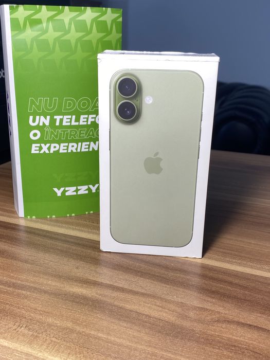 iPhone 17 • 256 GB • Sage