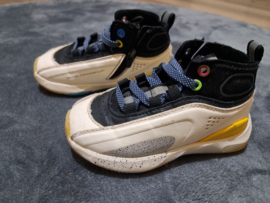 Zara ...детски маратонки