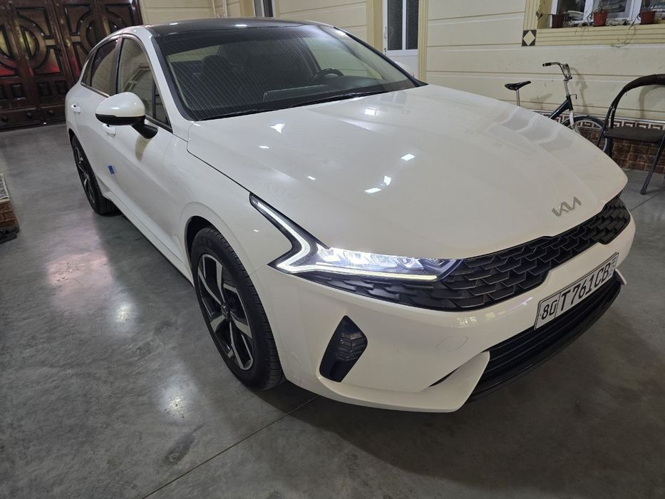Kia k5 sotiladi yili 2022
