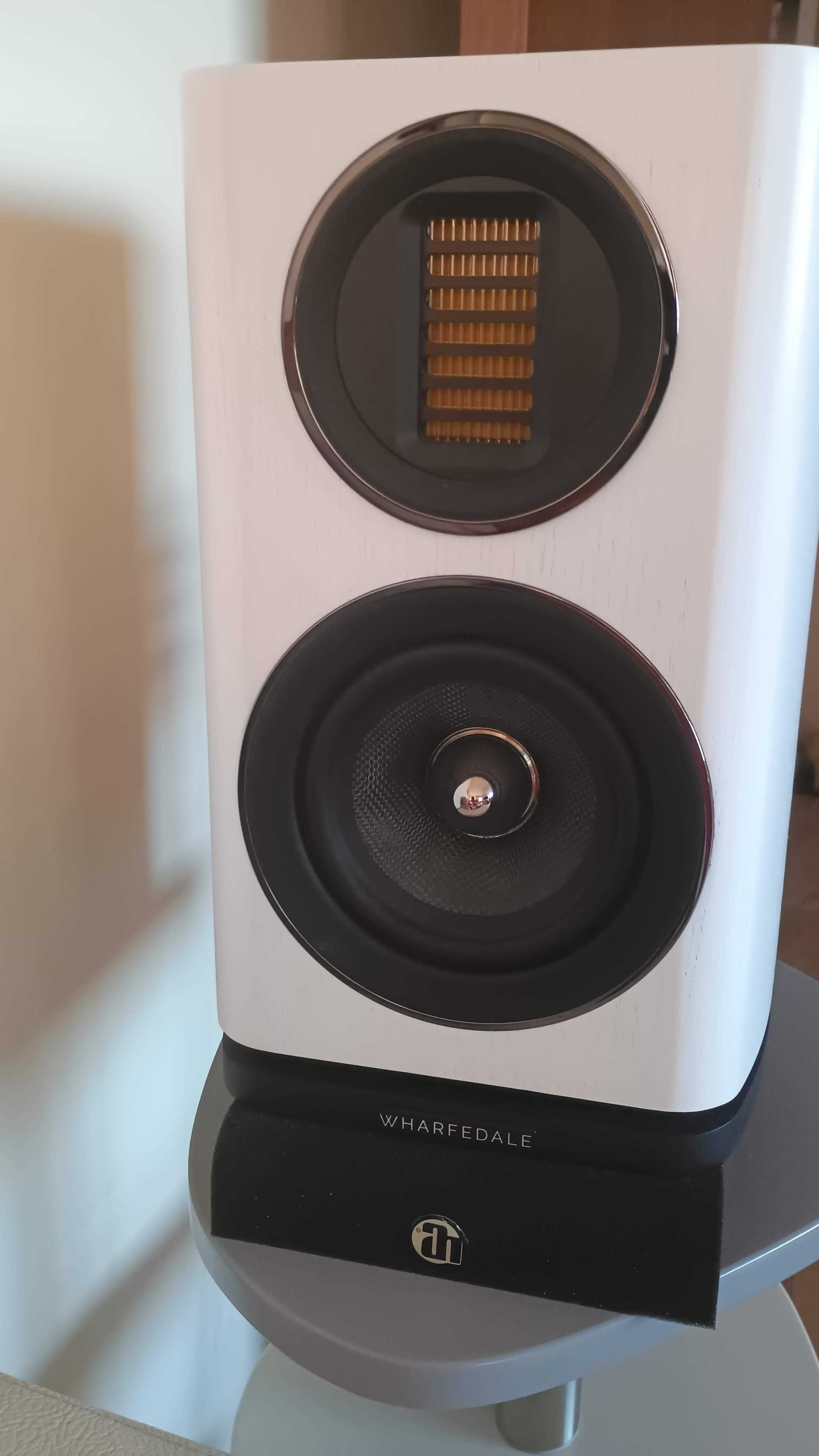 Тонколони Wharfedale EVO 4.1