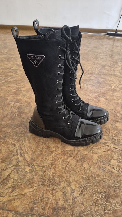 Продам зимние сапоги