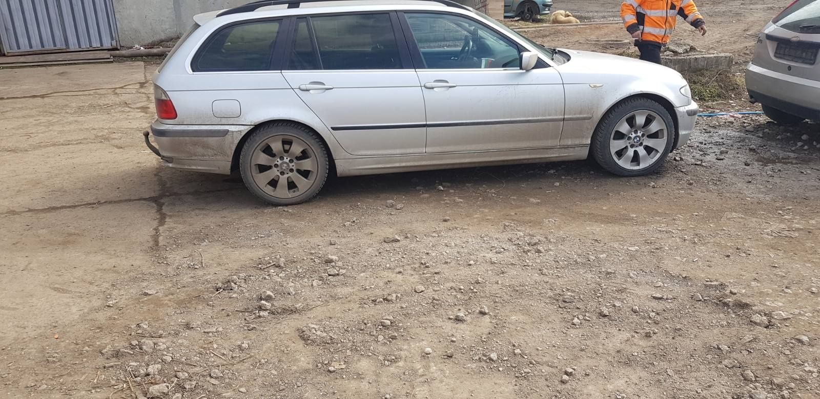 Продавам BMW 320d  КОМБИ НА ЧАСТИ !