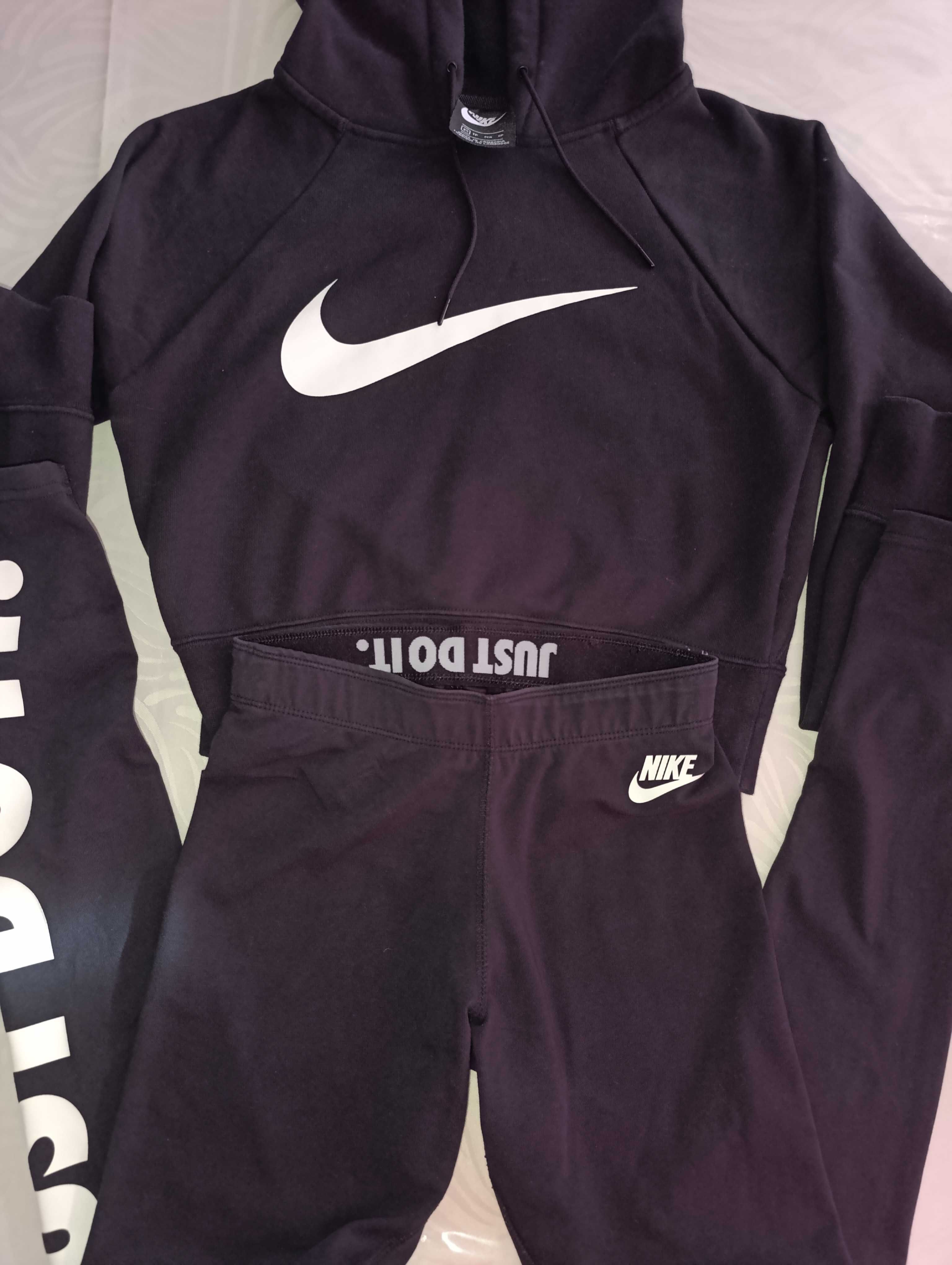 Оригинален комплект NIKE – XS, донесен от Франция