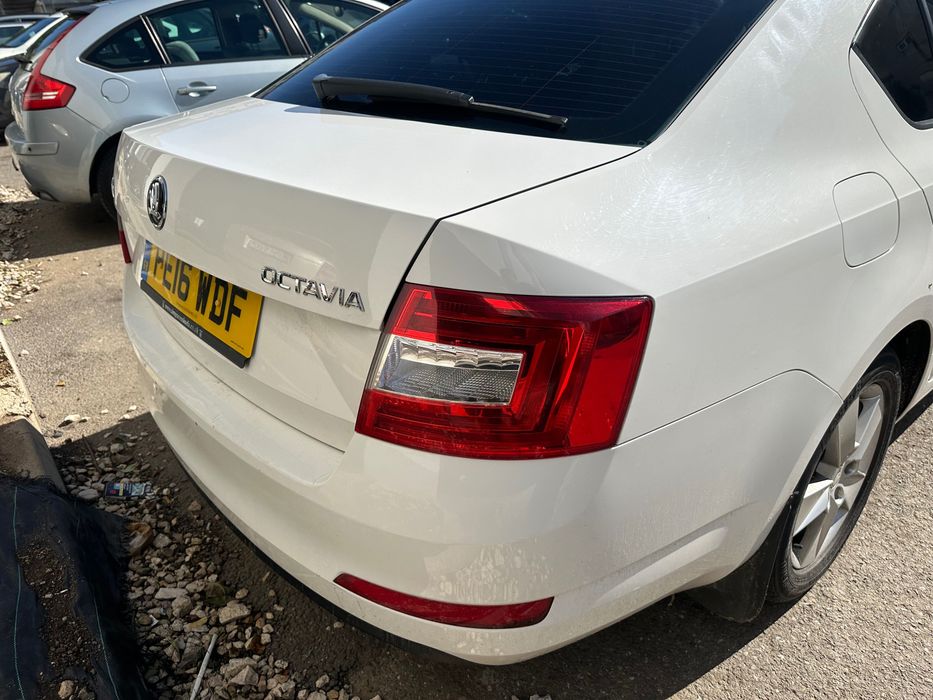 Skoda Octavia 3 2016 2.0tdi 150cp  Euro 6 adusă recent volan dreapta