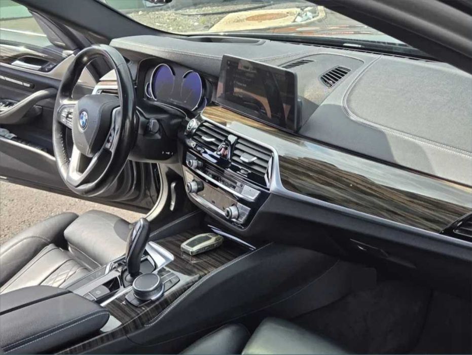BMW Seria 5 520D xDrive G30 G31 impecabil