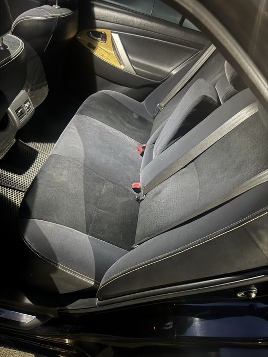 Продам чехлы под перетяжку на камри 40 в хорошем состоянии