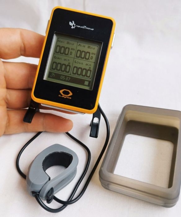 Navigator GPS O-SYNCE NAVI2MOVE pentru bicicleta, fabricat in Germania