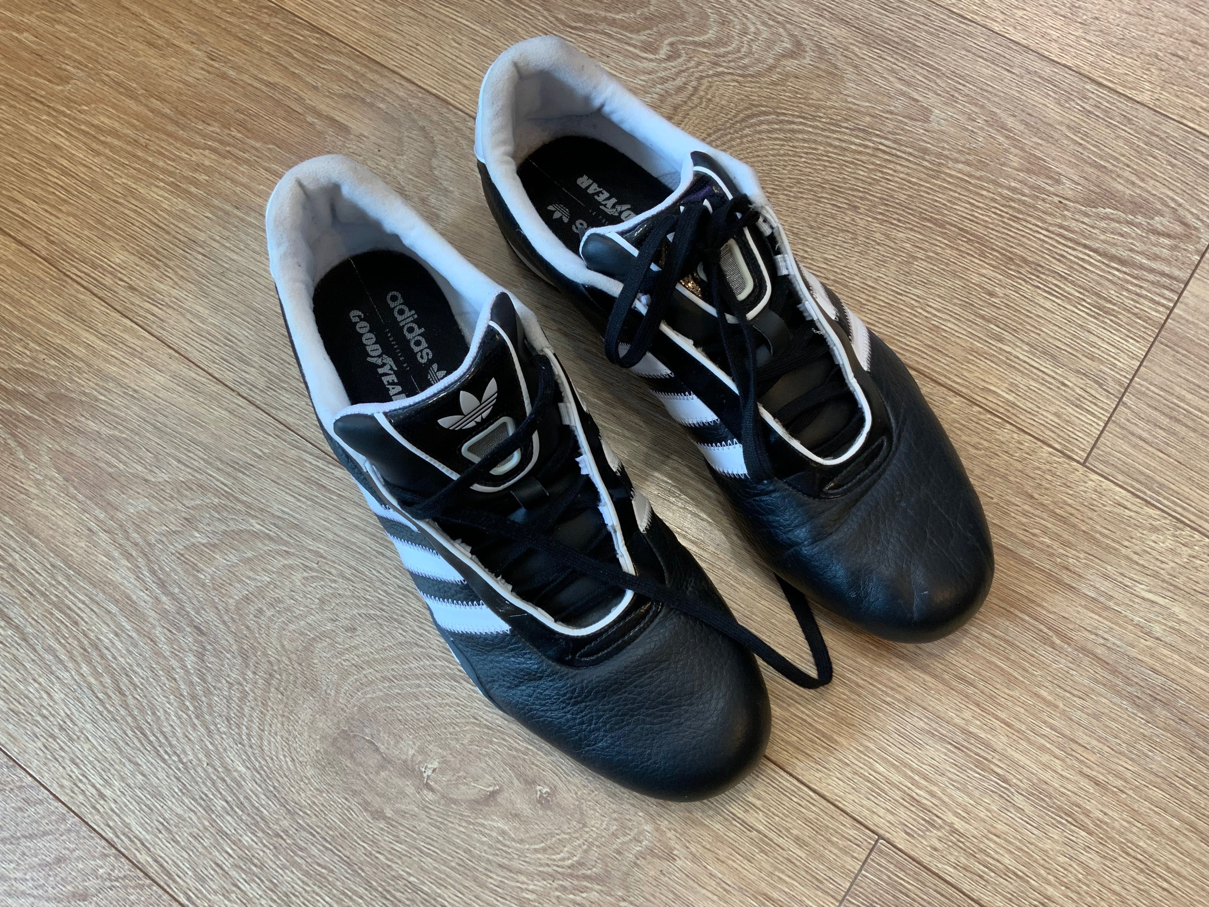 Adidas-oригинални маратонки 45 размер