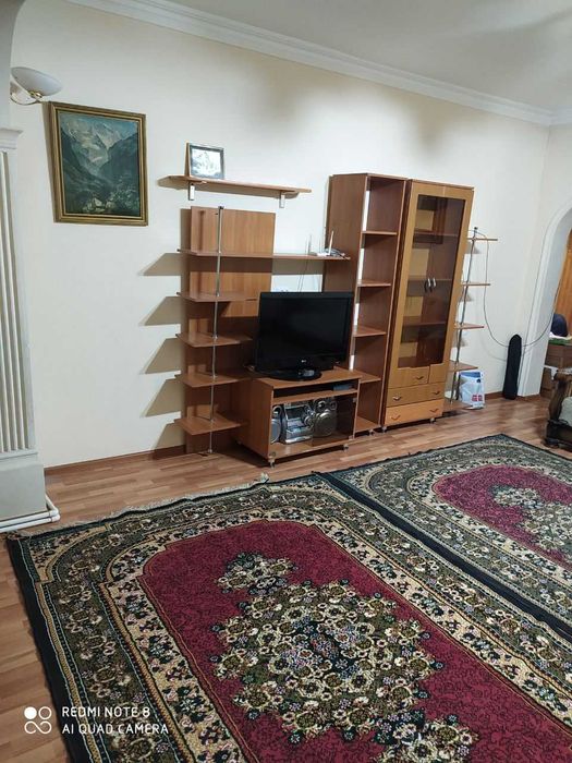 3-комнатная, ул. Афросиаб (метро Ойбек)..