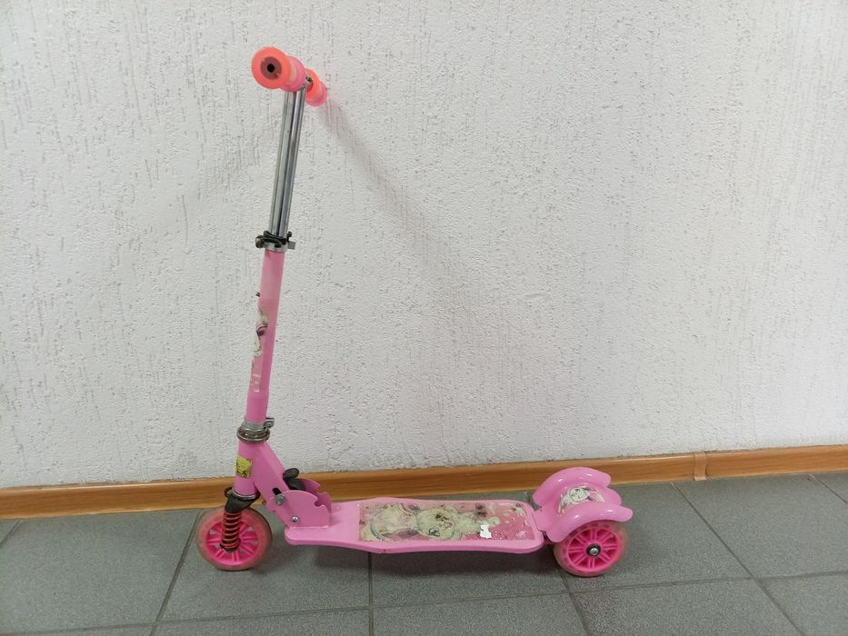 Самокат детский для девочки