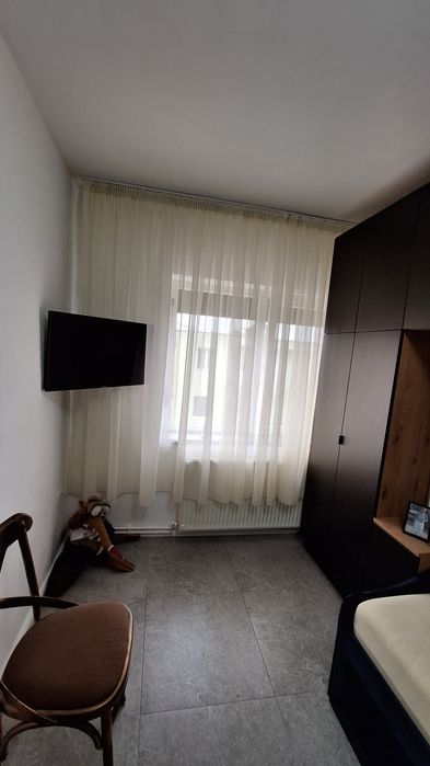 Vând 3 perdele in stare foarte buna