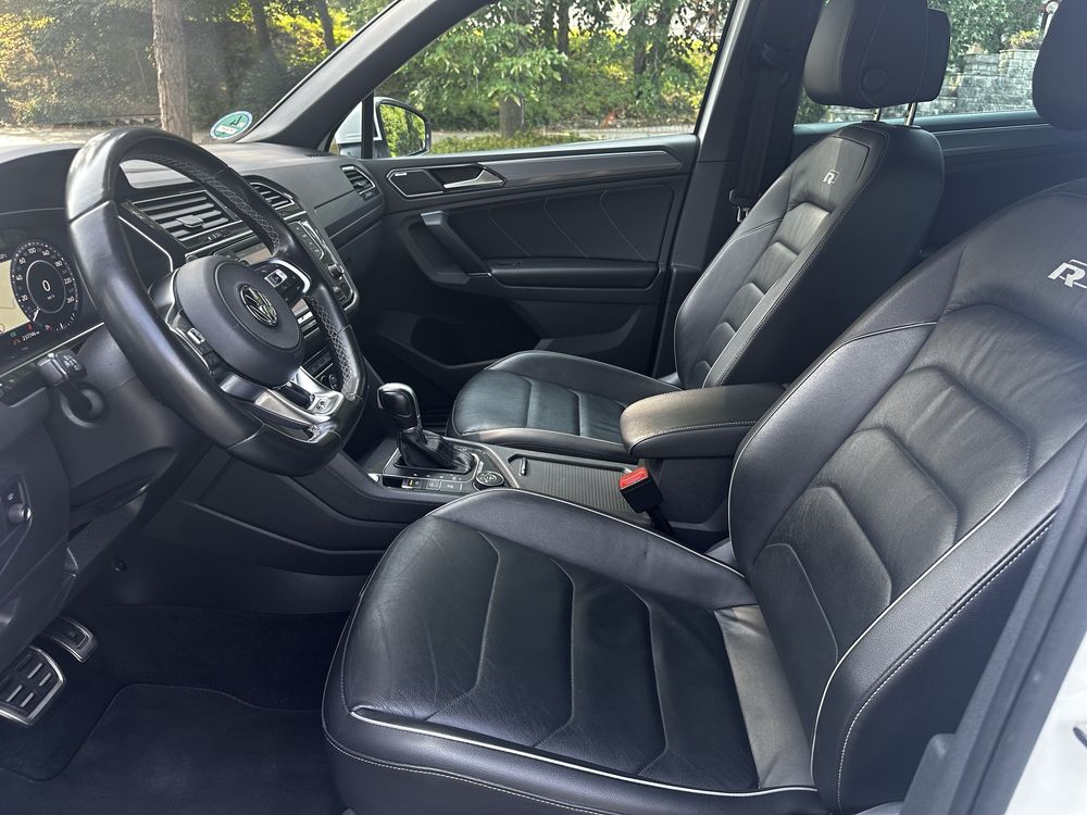 VW Tiguan R-Line / Dynaudio / 4Motion / Panorama / Distronic