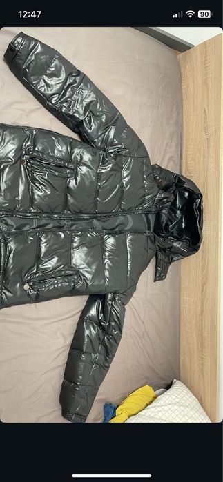 Geaca lucioasa non brand