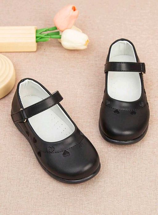 Обувки за момиче