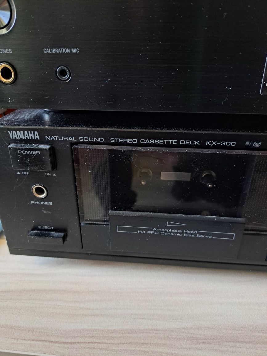 продавам касетен Дек YAMAHA KX 300 RS