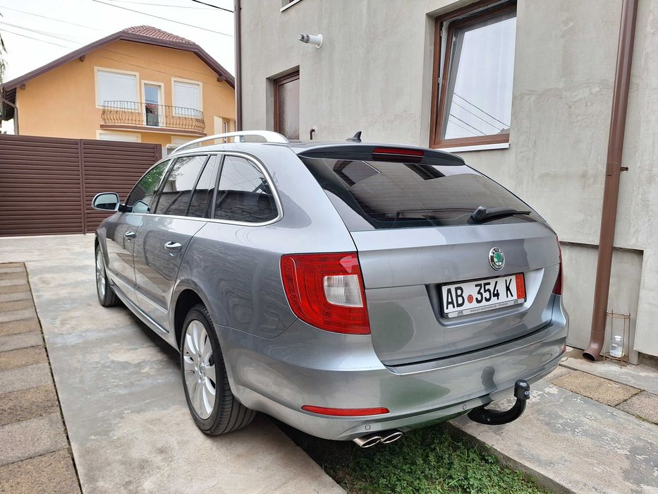 Skoda Superb 2.0 TDI 2013 KM REALI IMPECABILA Model DOTAT Nr Valabile