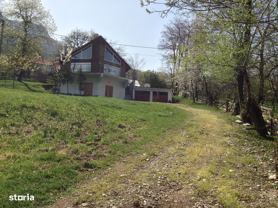 Vilă de Vânzare în Comuna Bran, Sat Predeluț - Județul BRAȘOV