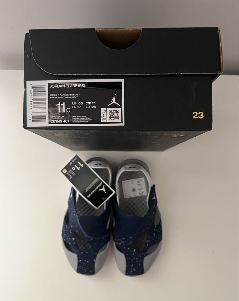 Нови оригинални сандали Nike Jordan Flare