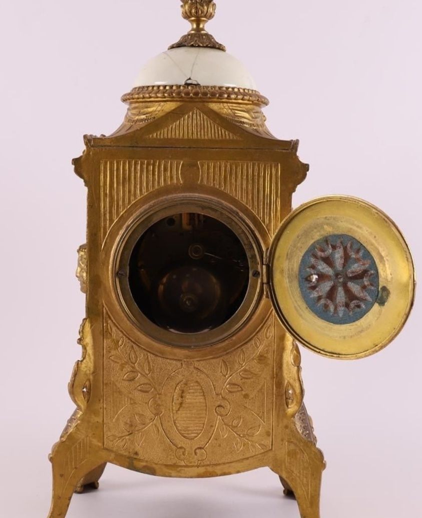 Антикварные позолоченные часы 1889г