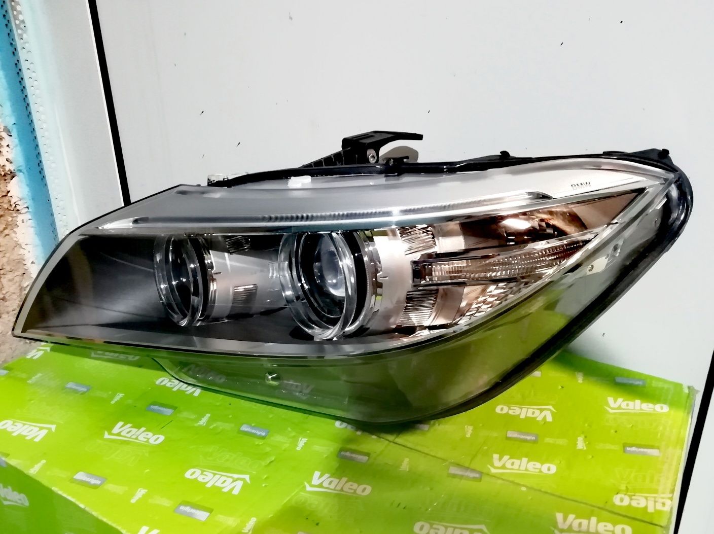 Фар Фарове за BMW Z4 E89 / БМВ З4 Е89 Dynamic-Xenon+LED LCI.