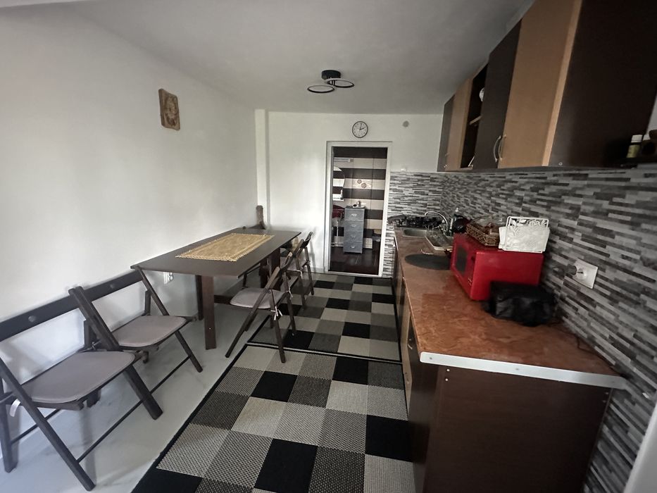 Casa de vanzare in Comuna Costestii din Vale