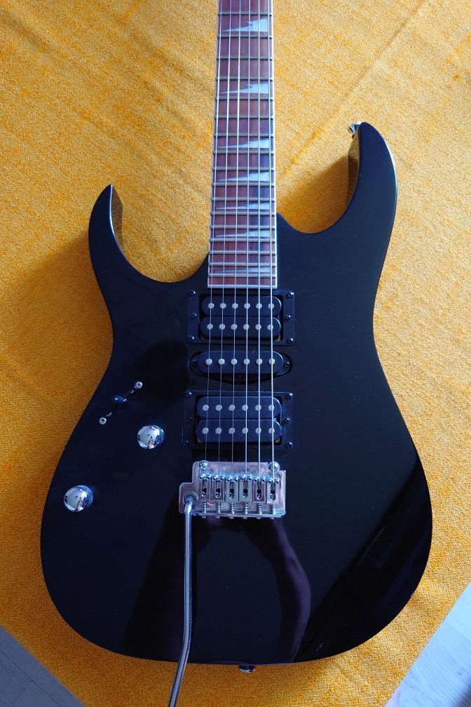 Vând chitară pentru stângaci - Ibanez GRG170DXL-BKN Lefthand