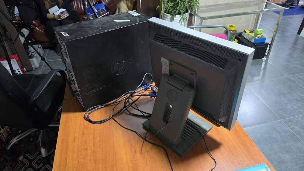 Монитор LG и Системный блок