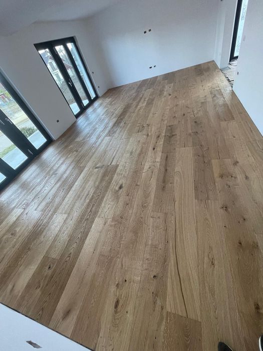 Parchet stratificat , melaminat la comanda de import din Belgia