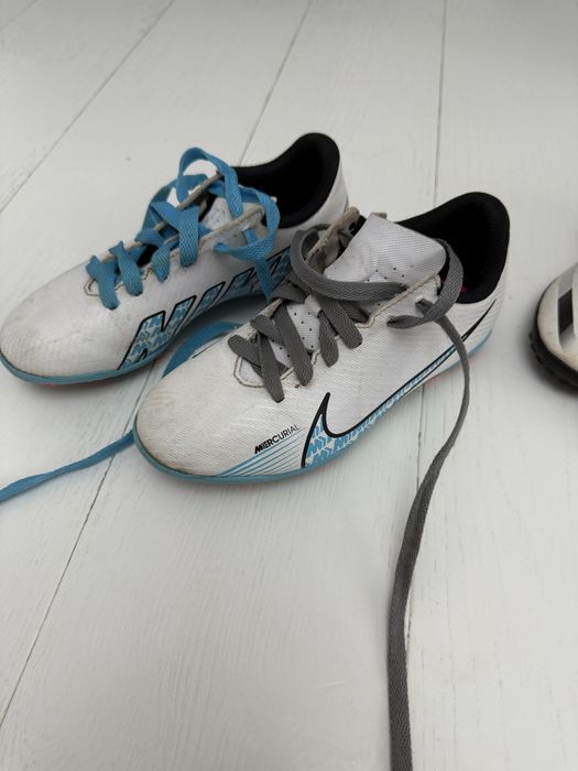 Adidasi fotbal teren sintetic mar 32-33