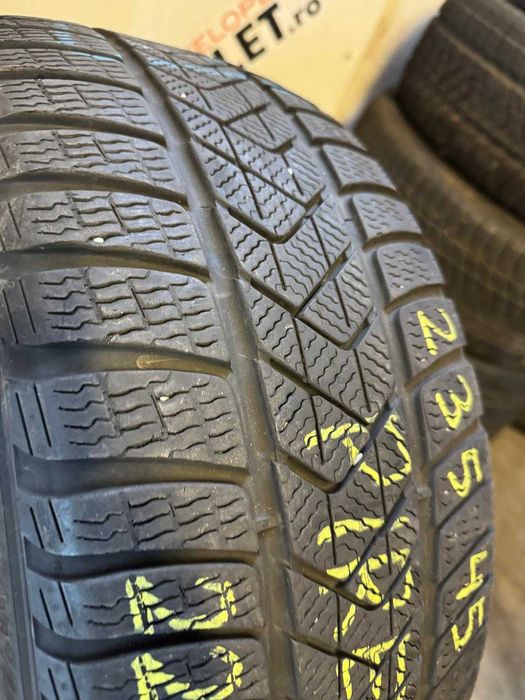 Super anvelope Iarna 2X 235/45 R18 Pirelli DOT 2022