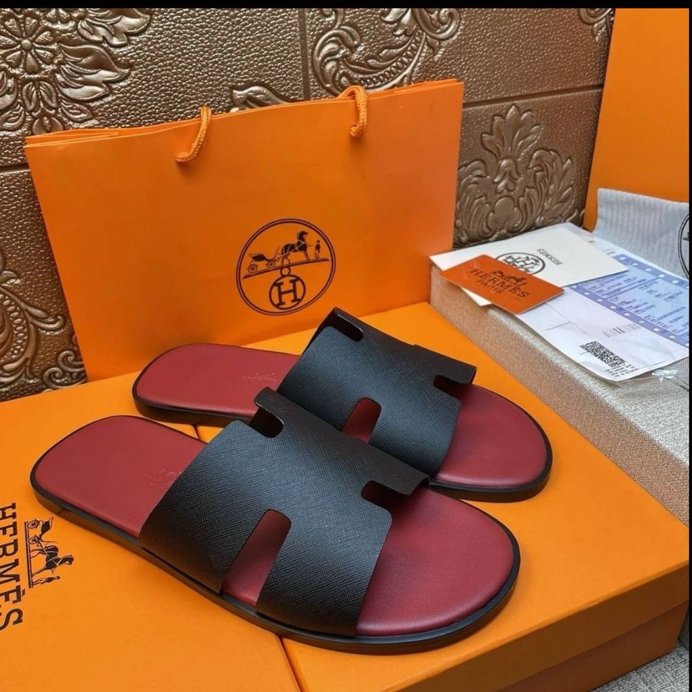 Hermes тапочки.