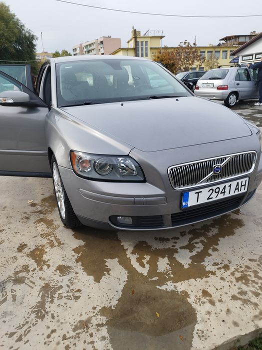 Продавам volvo v50