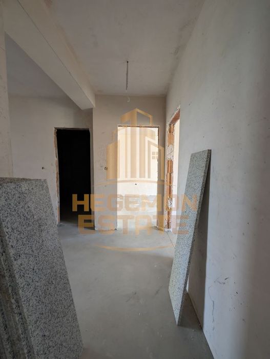 Продава се Тристаен апартамент в Варна, Погреби - 98 кв.м за 1807 €/кв.м - Снимка #5