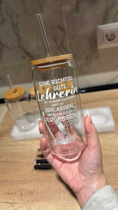 Set de 4 pahare cu pix și felicitare