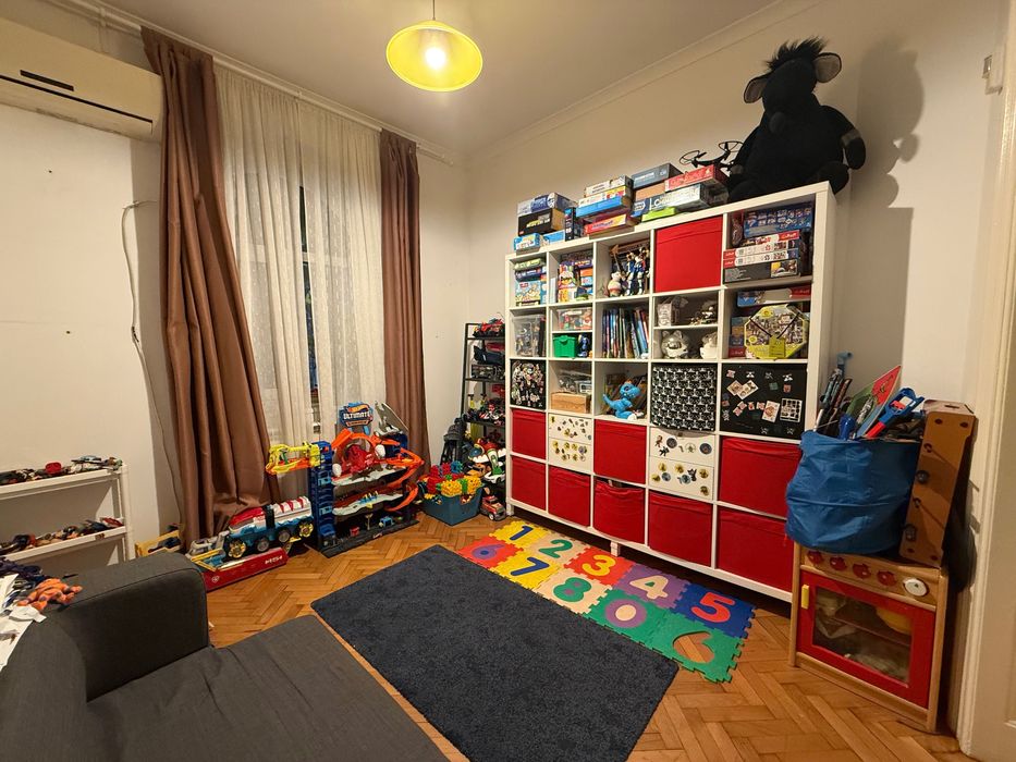 apartament - 4+ camere în vilă interbelică,Popa Nan,Pache Protopopescu